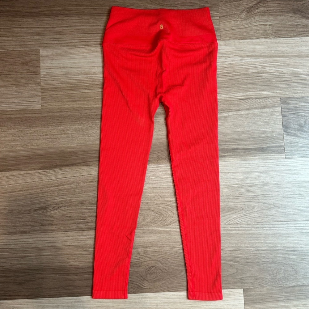 Spiritual Gangster women’s red legging size XS / S sculpt 7/8 length workout - Picture 2 of 6